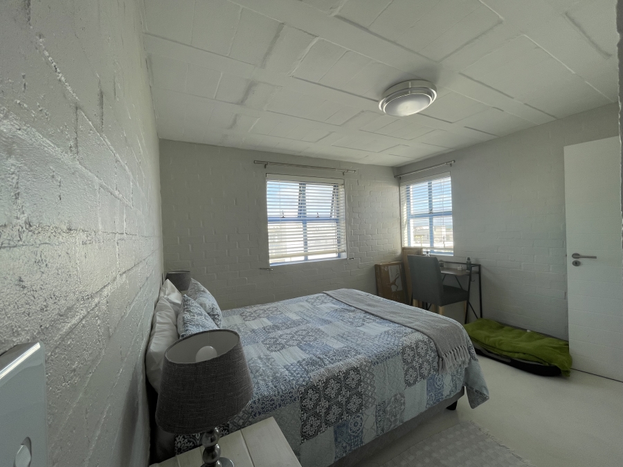 4 Bedroom Property for Sale in Paradise Beach Western Cape